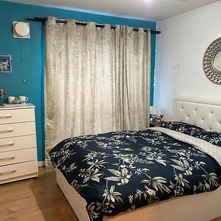 Beautiful 1 Bedroom Ground Floor With Shared Bathroom Londyn Zewnętrze zdjęcie