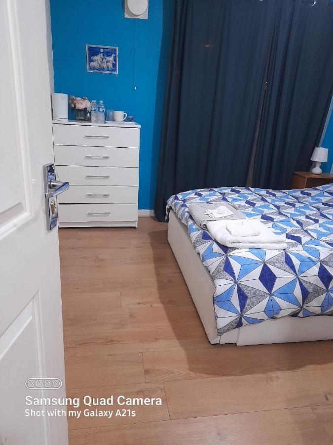 Beautiful 1 Bedroom Ground Floor With Shared Bathroom Londyn Zewnętrze zdjęcie
