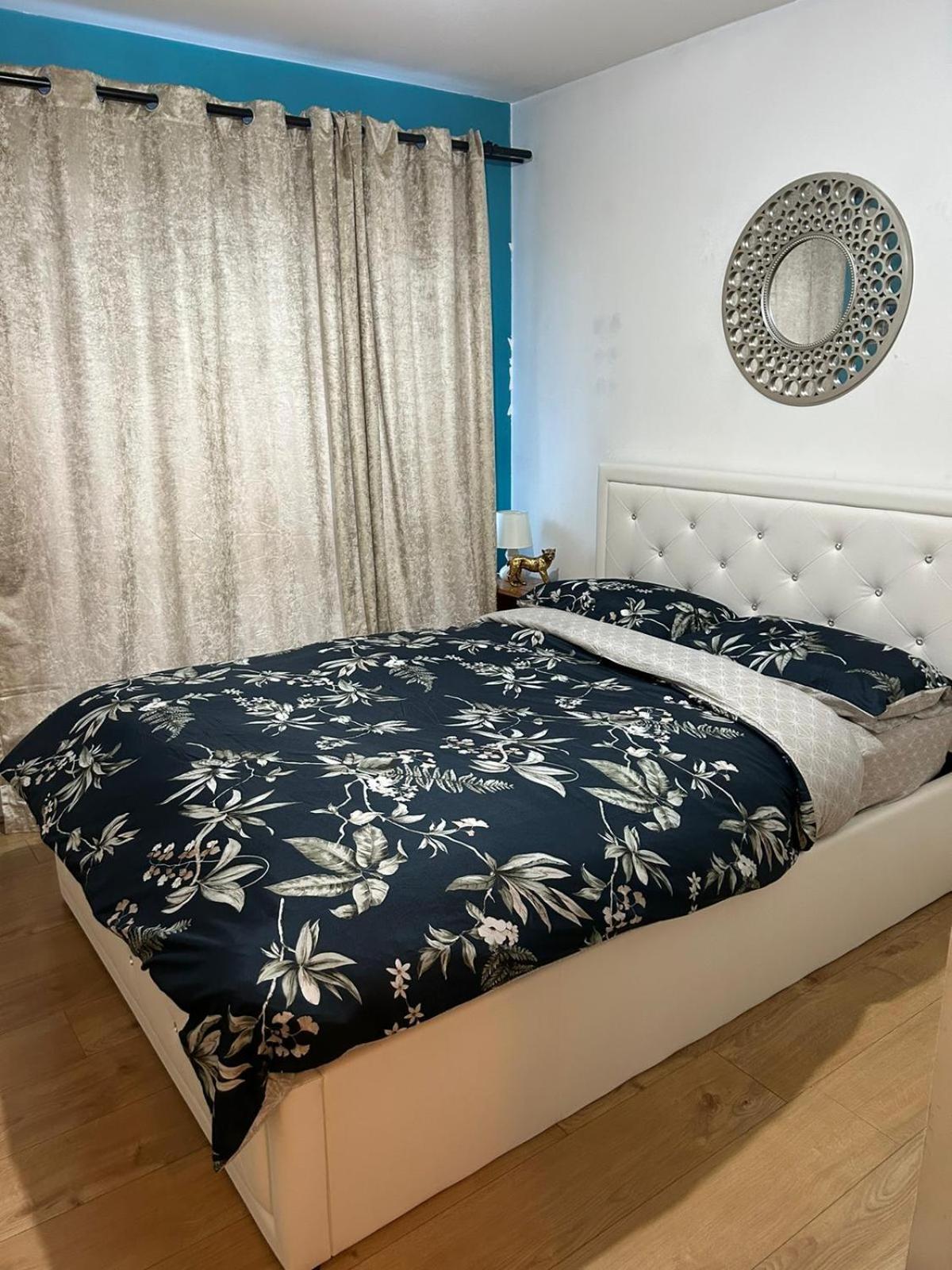 Beautiful 1 Bedroom Ground Floor With Shared Bathroom Londyn Zewnętrze zdjęcie